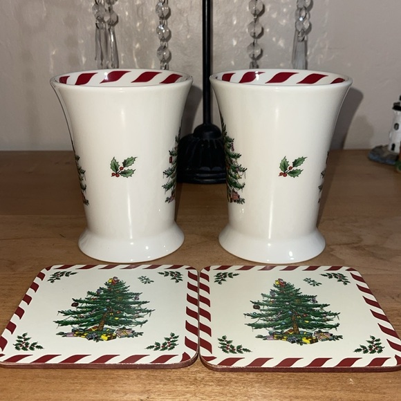 SPODE NWOB “Christmas Tree” Coffee, Tea or Hot Cocoa Set of 2 Mugs & 2 Coasters. - Picture 10 of 10